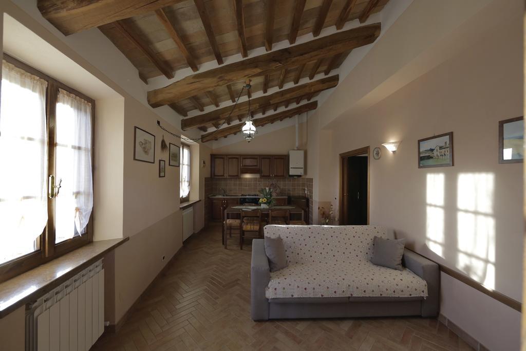 Agriturismo Bagnaia San Quirico dʼOrcia Habitación foto