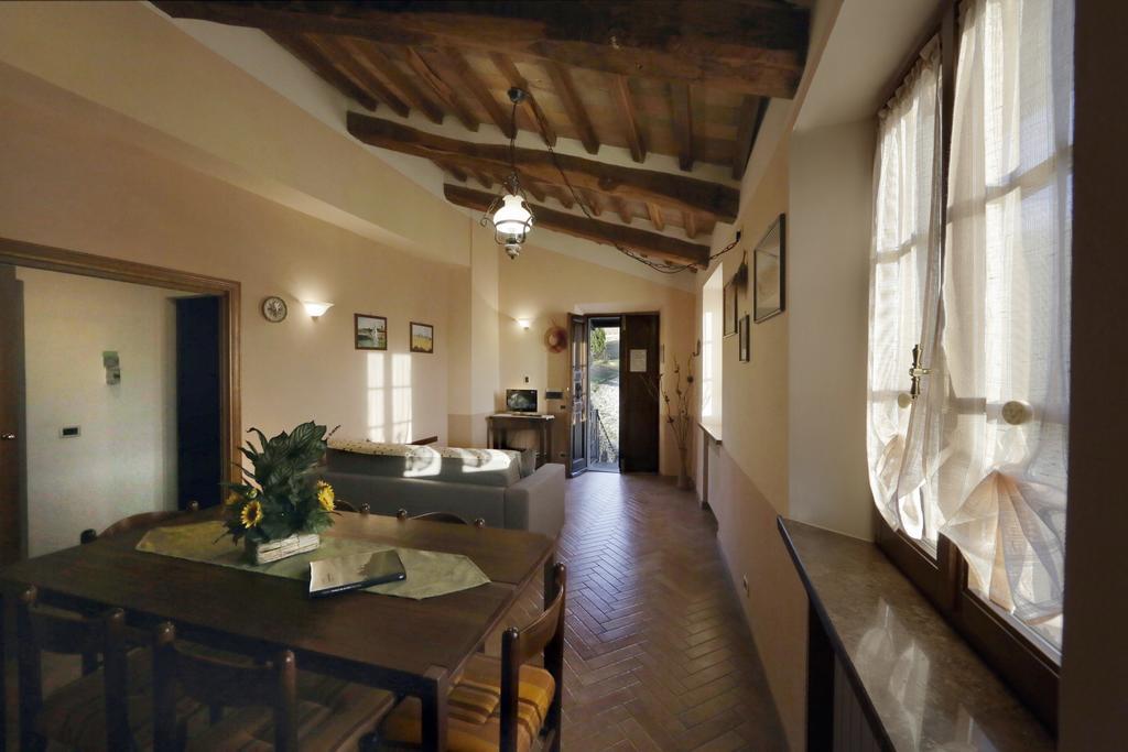 Agriturismo Bagnaia San Quirico dʼOrcia Habitación foto